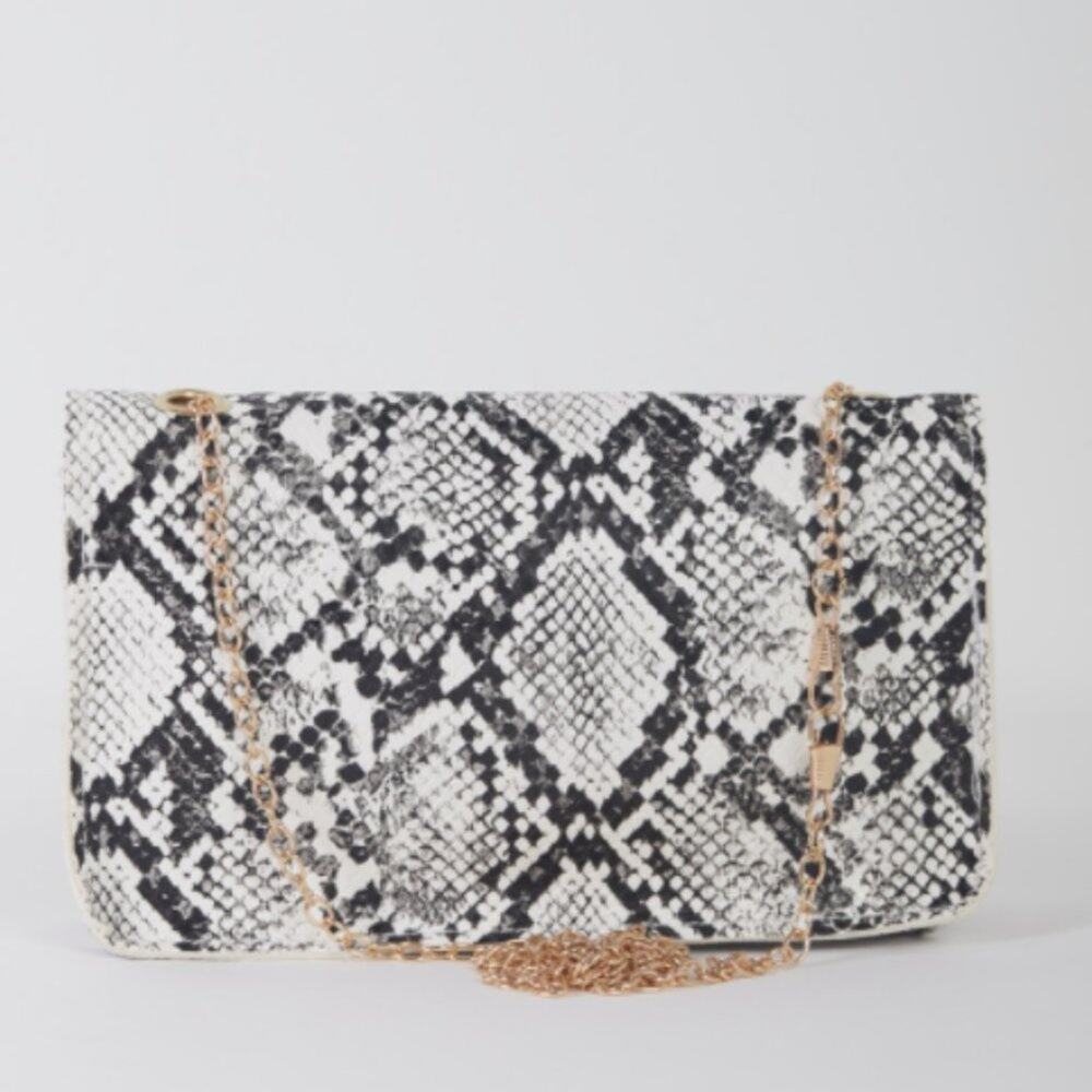 White Faux Snake Leather Metal Rings Gold Chain Crossbody Bag - Picture 5 of 16